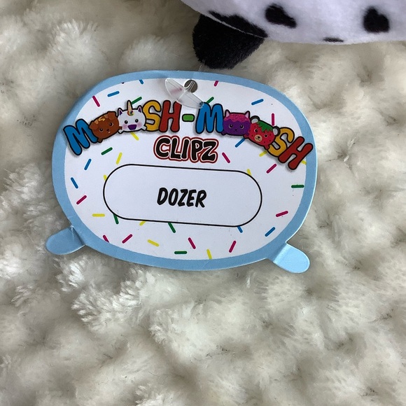 Moosh Moosh Clipz Dozer Dalmatian Plush Keychain Stuffed Animal - Picture 7 of 15